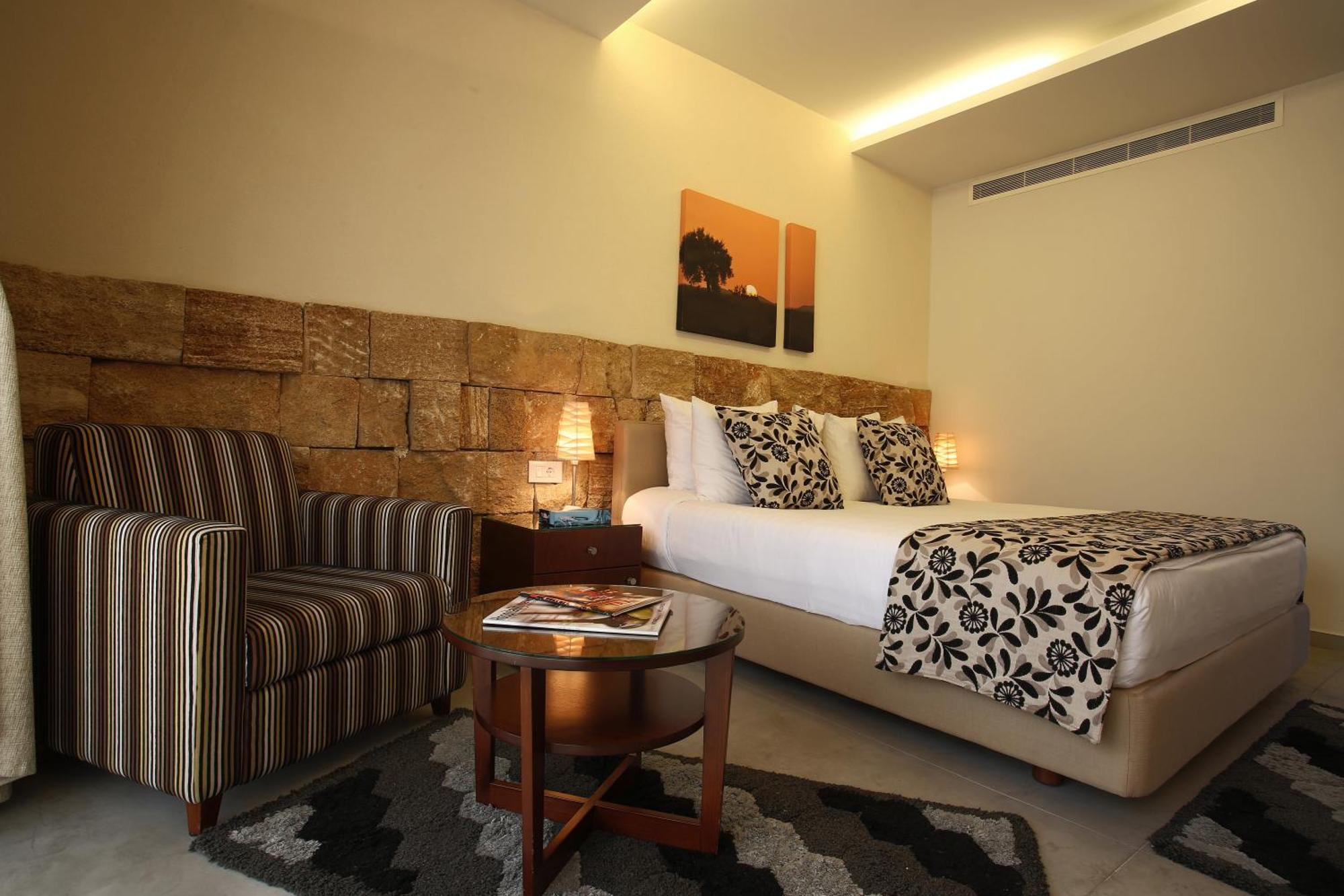 Monoberge Hotel Byblos Стая снимка