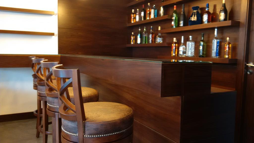 Monoberge Hotel Byblos Екстериор снимка