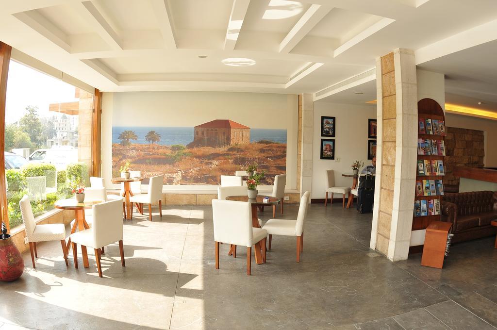 Monoberge Hotel Byblos Екстериор снимка