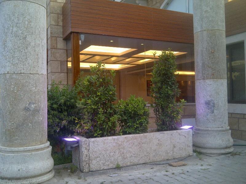 Monoberge Hotel Byblos Екстериор снимка