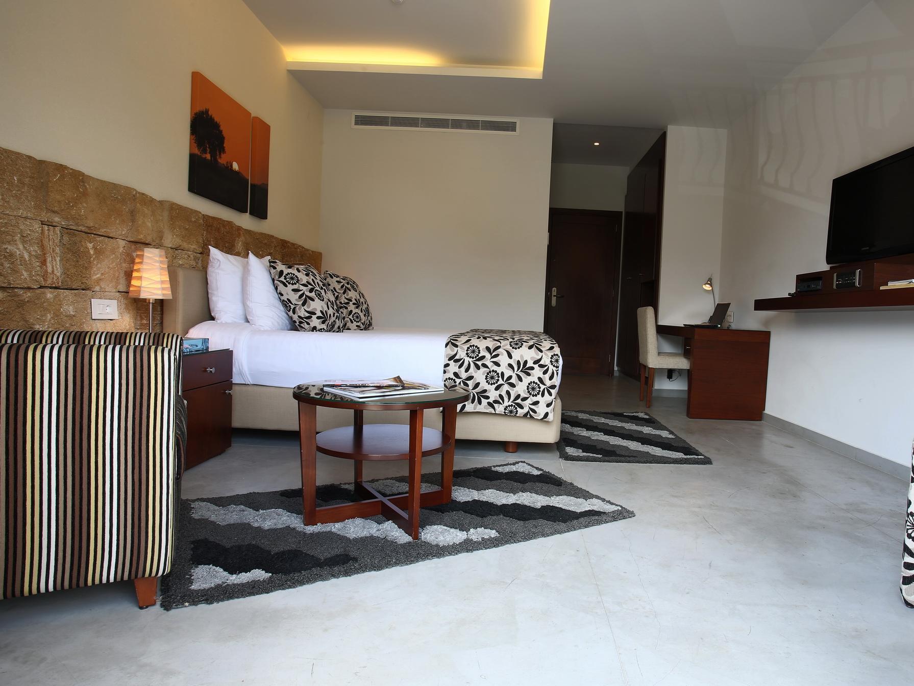 Monoberge Hotel Byblos Екстериор снимка