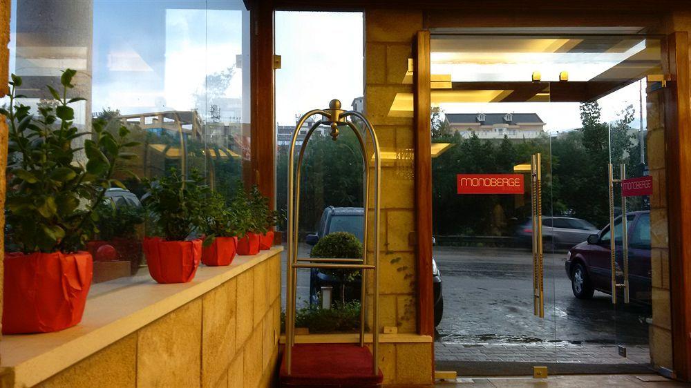 Monoberge Hotel Byblos Екстериор снимка