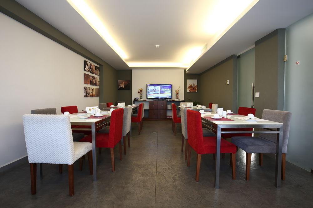 Monoberge Hotel Byblos Екстериор снимка
